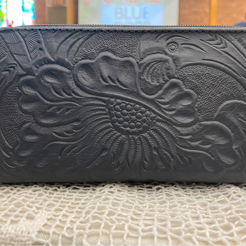 Embossed Floral Leather Wallet - Black